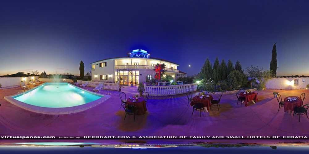 Hotel Aurora Pula Exterior foto