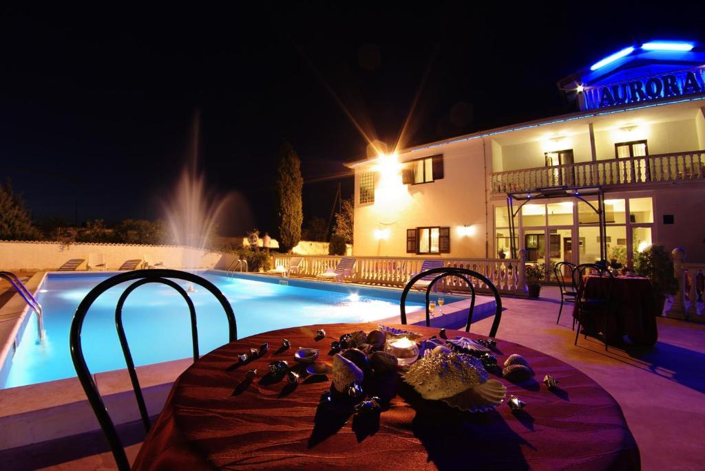 Hotel Aurora Pula Exterior foto